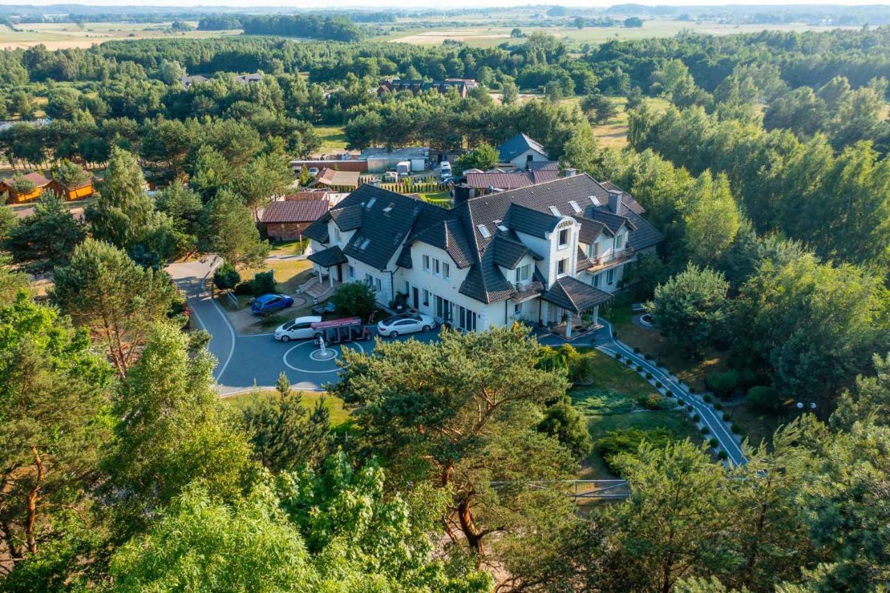 Domki Letniskowe I Pokoje Savana Nad Morzem 야로수아비크 외부 사진